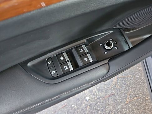 Used 2023 Audi Q5 2.0T Premium Plus w/ Premium Plus Package image 28