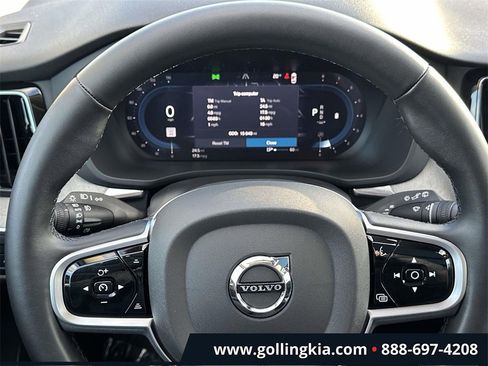 Used 2025 Volvo XC60 B5 Plus w/ Climate Package image 19