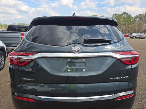 Used 2018 Buick Enclave Avenir w/ Avenir Technology Package FWD image 5