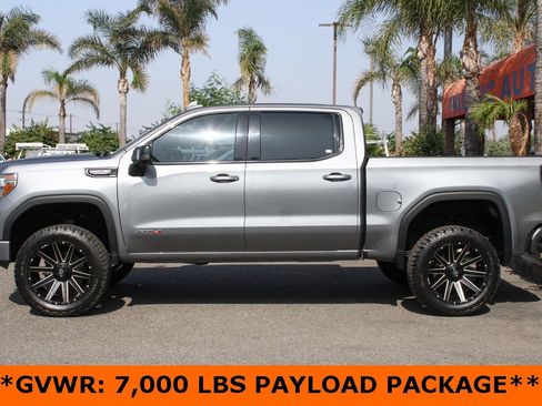 Used 2019 GMC Sierra 1500 AT4 w/ AT4 Premium Package image 5