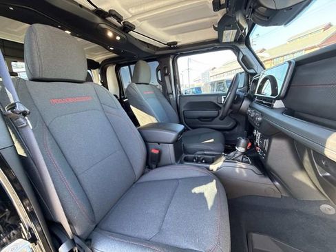 New 2026 Jeep Gladiator Rubicon w/ Safety Group image 39