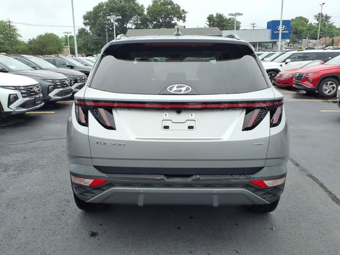 Certified 2024 Hyundai Tucson Limited AWD/4WD image 6