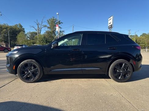 Certified 2025 Buick Envision Sport Touring image 6