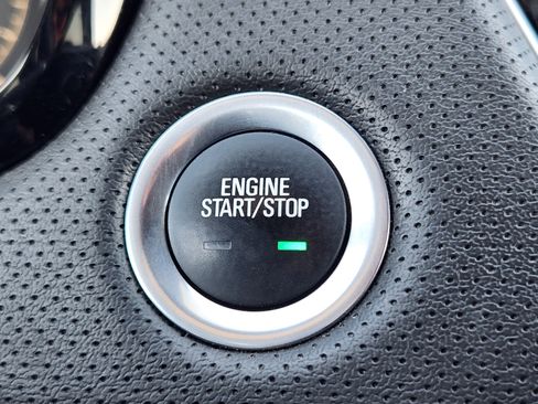 Certified 2024 Cadillac XT6 Luxury w/ LPO, Floor Liner Package image 21