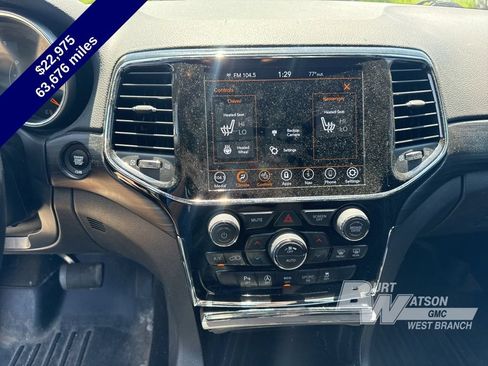 Used 2021 Jeep Grand Cherokee Laredo X AWD/4WD image 24