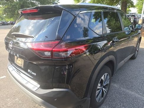 Used 2023 Nissan Rogue SV w/ SV Premium B Package AWD/4WD image 5