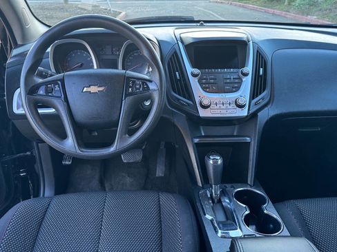 Used 2016 Chevrolet Equinox LS image 12