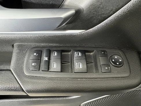 Used 2022 RAM 1500 Big Horn AWD/4WD image 18
