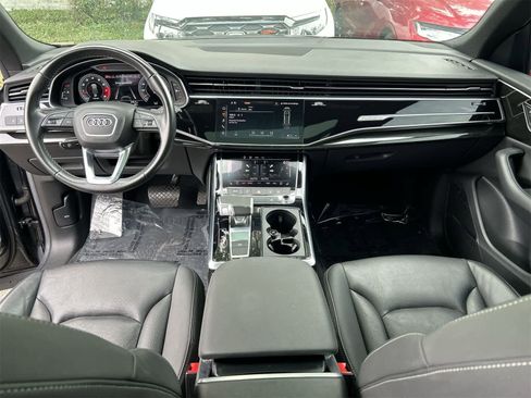 Used 2021 Audi Q8 Premium Plus w/ Premium Plus Package image 10