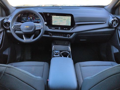 New 2026 Chevrolet Equinox LT w/ Safety and Technology Package image 20