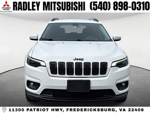 Used 2019 Jeep Cherokee Latitude Plus AWD/4WD image 23