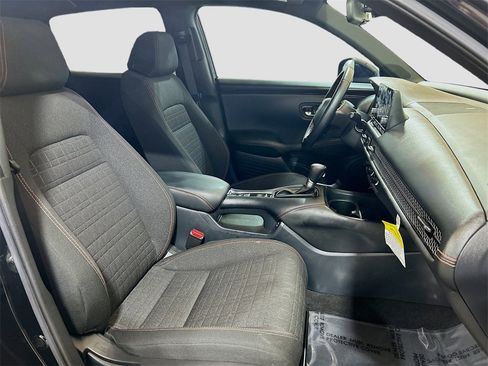 Used 2025 Honda HR-V Sport image 24