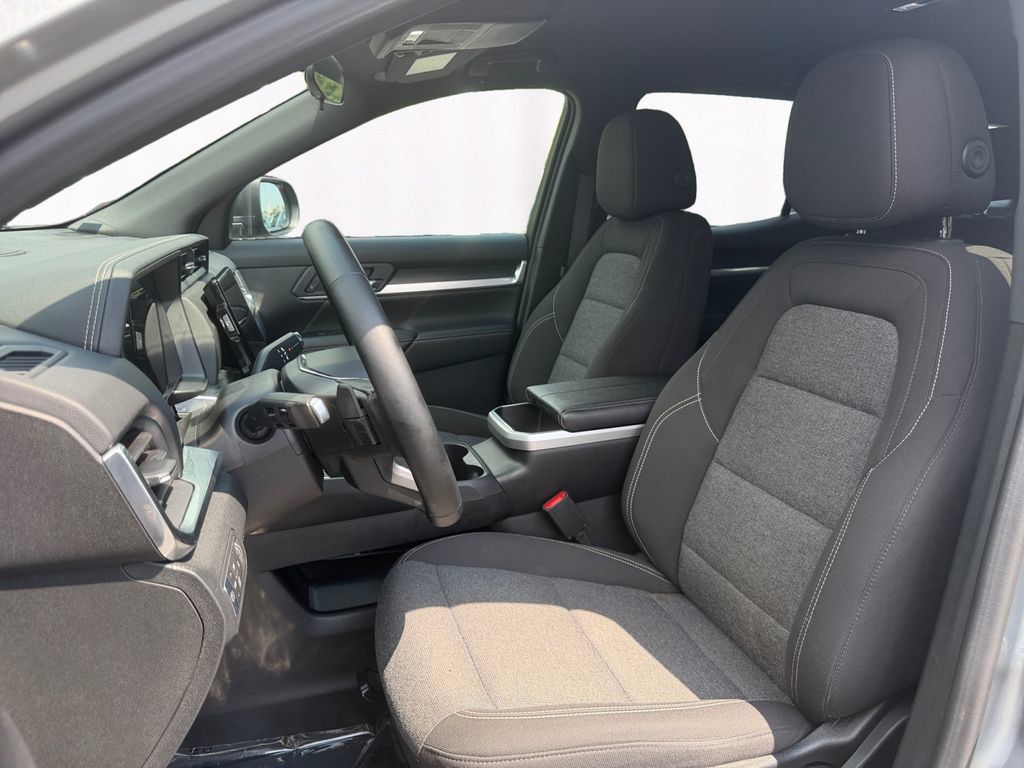 Used 2025 GMC Terrain Elevation AWD/4WD image 9