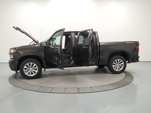 Used 2021 Chevrolet Silverado 1500 Custom AWD/4WD image 12