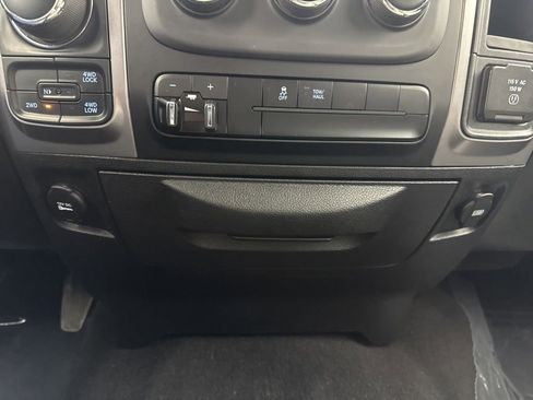 Used 2023 RAM 1500 Classic SLT w/ Protection Group AWD/4WD image 23