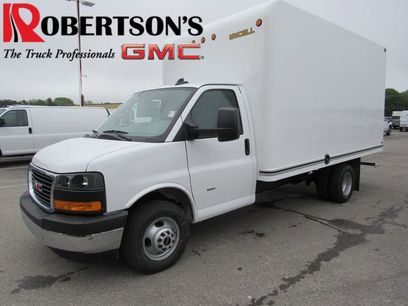 New 2025 GMC Savana 3500 w/ Power Convenience Package