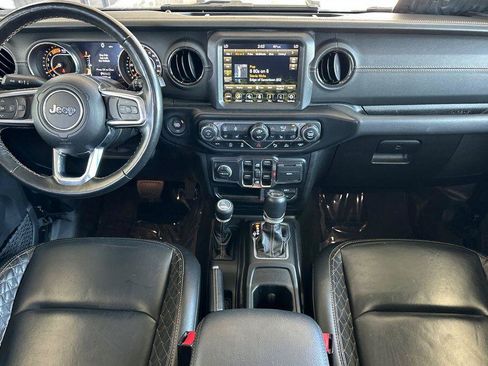 Used 2021 Jeep Wrangler Unlimited Sahara AWD/4WD image 13