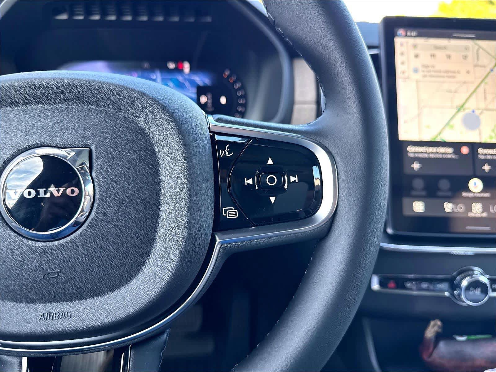 New 2027 Volvo XC90 B6 Plus AWD/4WD image 18