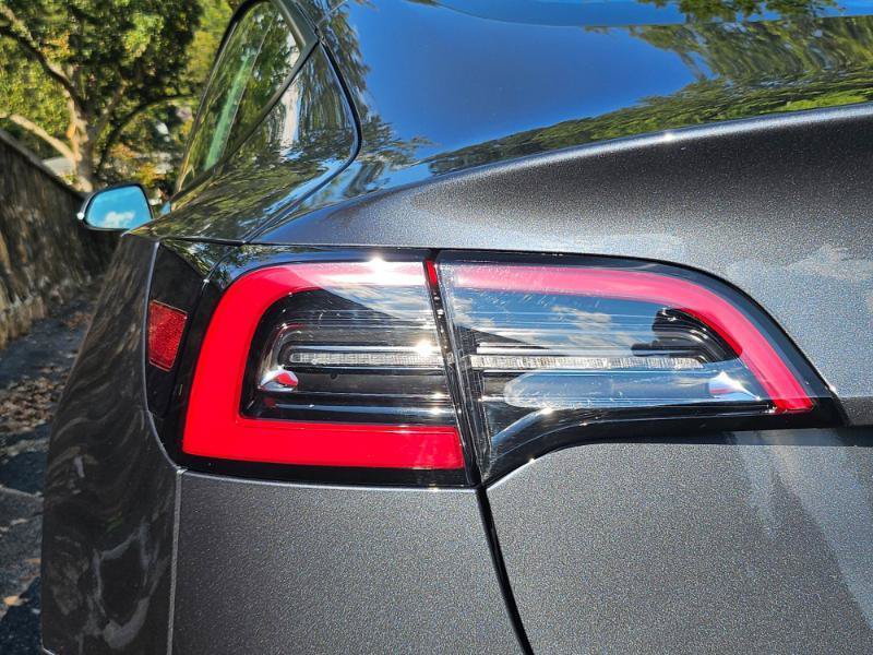 Used 2022 Tesla Model 3 RWD image 28