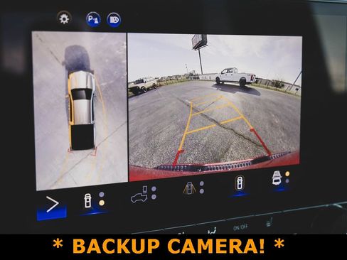 Used 2024 Chevrolet Colorado LT w/ LT Convenience Package III image 5