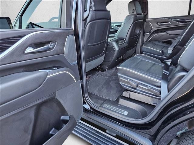 Used 2022 Cadillac Escalade Sport w/ Touring Package AWD/4WD image 15