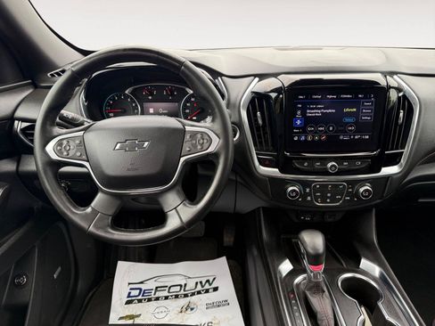 Used 2024 Chevrolet Traverse RS AWD/4WD image 13