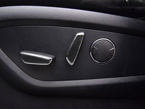 Used 2017 Lincoln MKC Premiere FWD image 23