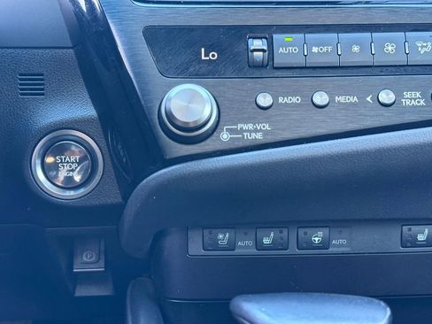 Certified 2023 Lexus ES 350 w/ Premium Package image 31