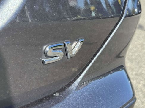 Used 2023 Nissan Kicks SV image 9