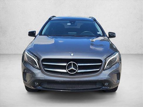 Used 2017 Mercedes-Benz GLA 250 image 2