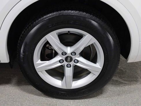 Used 2023 Audi Q5 2.0T Premium w/ Convenience Package image 36