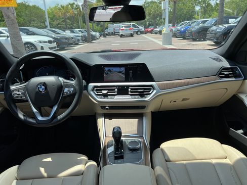 Used 2019 BMW 330i xDrive Sedan w/ Convenience Package AWD/4WD image 29