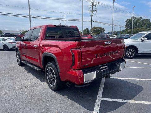 Used 2025 Toyota Tundra Limited AWD/4WD image 4