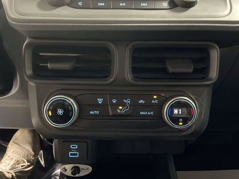 Used 2022 Ford Maverick XL image 19