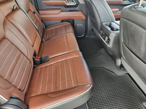 Used 2023 GMC Sierra 1500 Denali Ultimate AWD/4WD image 32