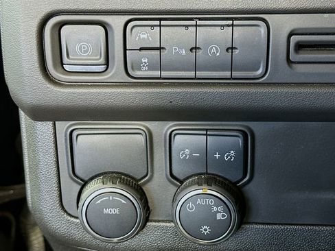 Used 2024 Chevrolet Tahoe LT image 11