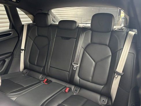 New 2026 Porsche Macan S image 26