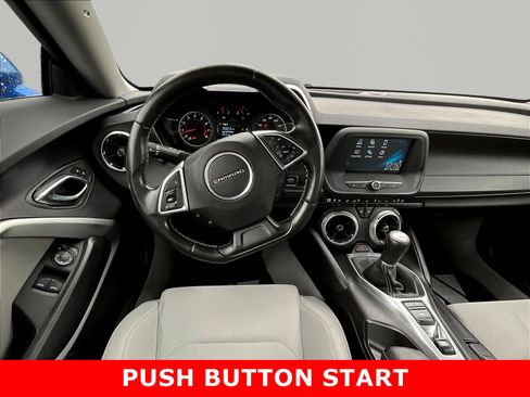Used 2016 Chevrolet Camaro LT RWD image 8
