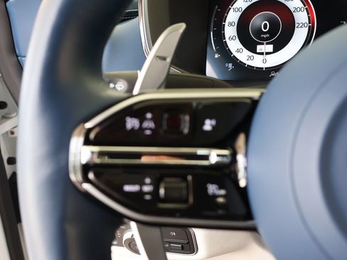 Used 2025 Aston Martin DBX 707 AWD/4WD image 26