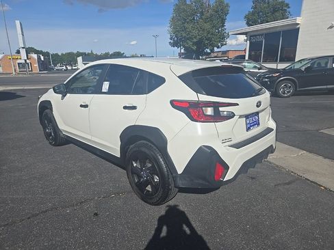 Used 2024 Subaru Crosstrek 2.0i AWD/4WD image 5