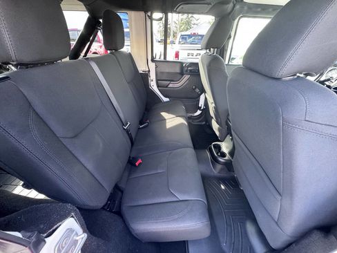 Used 2016 Jeep Wrangler Unlimited Sport w/ Connectivity Group image 36