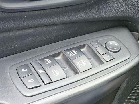 Used 2019 Jeep Cherokee Trailhawk w/ Comfort/Convenience Group image 21