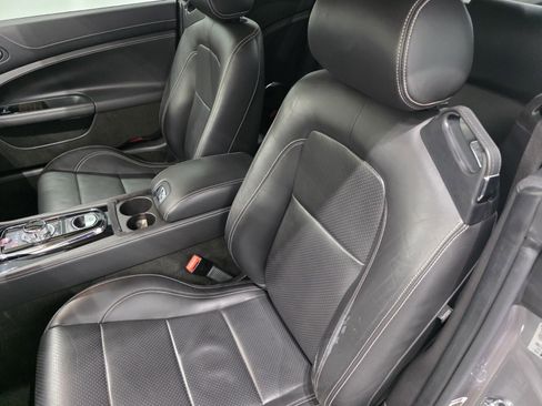 Used 2015 Jaguar XK Coupe image 8