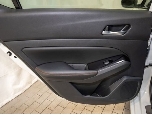 New 2025 Nissan Altima 2.5 SR image 11