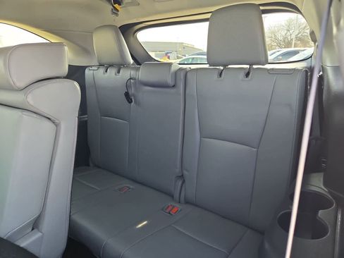 Used 2021 Toyota Highlander Limited image 37