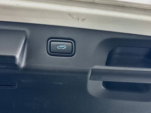 Used 2025 Hyundai Palisade SEL FWD image 31