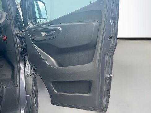 Used 2024 Mercedes-Benz Sprinter 2500 image 20