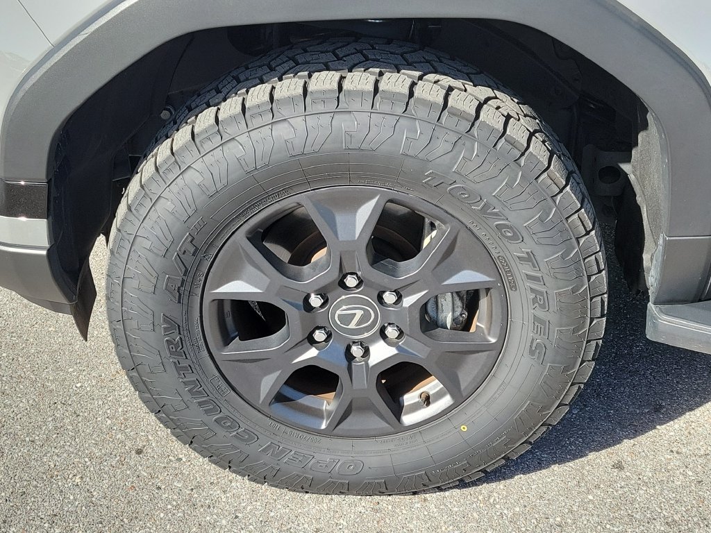 Used 2024 Lexus GX 550 AWD/4WD image 12