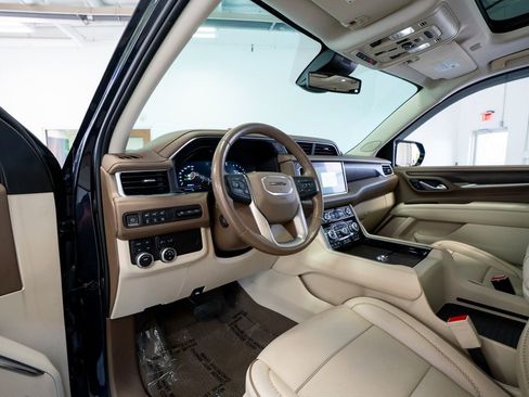 Used 2023 GMC Yukon Denali AWD/4WD image 31