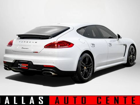 Used 2016 Porsche Panamera image 4